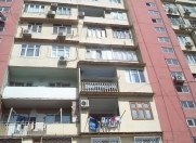 Satılır 3 otaqlı 75 m2 köhnə tikili 4 mkr