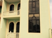 Satılır 4 otaqlı 200 m2 həyət evi Xırdalan