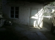 Satılır 2 otaqlı 100 m2 həyət evi Bayıl