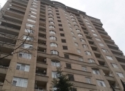 Satılır 1 otaqlı 50 m2 yeni tikili İnşaatçılar m.