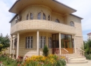Satılır 6 otaqlı 350 m2 həyət evi 8 mkr