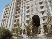İcarəyə verilir 4 otaqlı 170 m2 yeni tikili Sahil m.