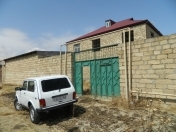 Satılır 9 otaqlı 300 m2 həyət evi Qobu