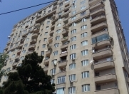 İcarəyə verilir 3 otaqlı 128 m2 yeni tikili Ayna Sultanova heykəli