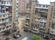 Satılır 4 otaqlı 100 m2 köhnə tikili İnşaatçılar m.