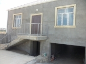 Satılır 4 otaqlı 220 m2 həyət evi Xırdalan