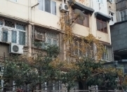 Satılır 3 otaqlı 65 m2 köhnə tikili 3 mkr