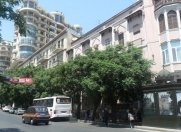 Satılır 2 otaqlı 60 m2 köhnə tikili İçəri Şəhər m.