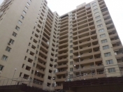 Satılır 2 otaqlı 45 m2 yeni tikili İnşaatçılar m.