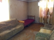 İcarəyə verilir 1 otaqlı 35 m2 köhnə tikili Montin