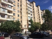 Satılır 4 otaqlı 105 m2 köhnə tikili Neapol dairəsi