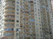 Satılır 4 otaqlı 131 m2 yeni tikili İnşaatçılar m.