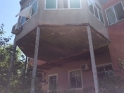 Satılır 3 otaqlı 220 m2 həyət evi Bakıxanov