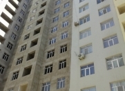 Satılır 1 otaqlı 46 m2 yeni tikili Xalqlar Dostluğu m.