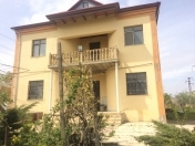 Satılır 5 otaqlı 200 m2 bağ evi Hökməli