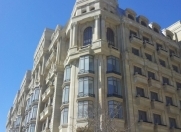 İcarəyə verilir 3 otaqlı 110 m2 yeni tikili Heydər Əliyev Mərkəzi