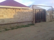 Satılır 3 otaqlı 200 m2 həyət evi Ramana