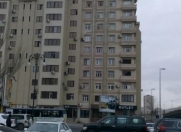 Satılır 2 otaqlı 70 m2 köhnə tikili Ayna Sultanova heykəli