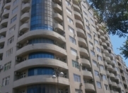 Satılır 4 otaqlı 172 m2 yeni tikili Gənclik m.