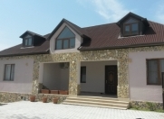 Satılır 3 otaqlı 600 m2 həyət evi Şüvəlan