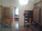 İcarəyə verilir 2 otaqlı 45 m2 köhnə tikili Memar Əcəmi m.