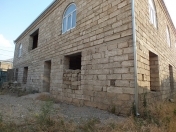Satılır 10 otaqlı 200 m2 həyət evi Binə