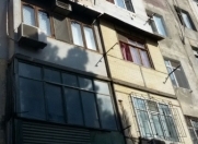 Satılır 2 otaqlı 50 m2 köhnə tikili Moskva univermağı