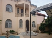 Satılır 8 otaqlı 260 m2 həyət evi Qaraçuxur