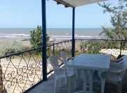 İcarəyə verilir 4 otaqlı 120 m2 bağ evi Xaçmaz