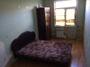 İcarəyə verilir 2 otaqlı 45 m2 köhnə tikili 3 mkr