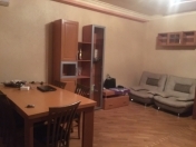 İcarəyə verilir 2 otaqlı 90 m2 yeni tikili İnşaatçılar m.
