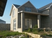 Satılır 3 otaqlı 120 m2 həyət evi Qala