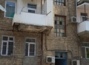 İcarəyə verilir 2 otaqlı 50 m2 köhnə tikili Bayıl