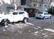 İcarəyə verilir 3 otaqlı 82 m2 köhnə tikili İnşaatçılar m.