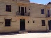 Satılır 7 otaqlı 400 m2 həyət evi Bakıxanov