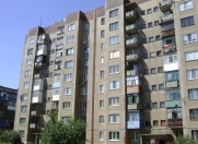 İcarəyə verilir 2 otaqlı 55 m2 köhnə tikili Y.Günəşli