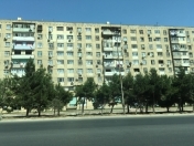 İcarəyə verilir 3 otaqlı 60 m2 köhnə tikili Ukrayna dairəsi