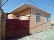Satılır 3 otaqlı 80 m2 həyət evi Binəqədi