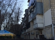 Satılır 2 otaqlı 65 m2 köhnə tikili Gənclik m.