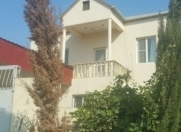 Satılır 4 otaqlı 160 m2 bağ evi Saray