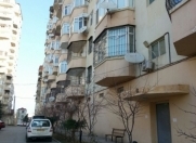 İcarəyə verilir 6 otaqlı 220 m2 yeni tikili İnşaatçılar m.