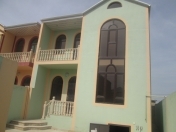 Satılır 4 otaqlı 200 m2 həyət evi Xırdalan