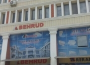 İcarəyə verilir 8 otaqlı 300 m2 obyekt 8 mkr