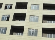 Satılır 1 otaqlı 58 m2 yeni tikili İnşaatçılar m.