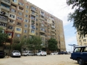 Satılır 4 otaqlı 100 m2 köhnə tikili İnşaatçılar m.