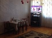 Satılır 4 otaqlı 108 m2 köhnə tikili Gəncə