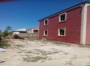 Satılır 8 otaqlı 200 m2 həyət evi Binə