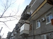 Satılır 3 otaqlı 72 m2 köhnə tikili Bayıl