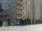 Satılır 2 otaqlı 60 m2 köhnə tikili Gənclik m.