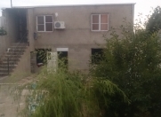 Satılır 6 otaqlı 180 m2 həyət evi Əmircan